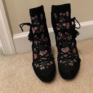 suede embroidered laced booties